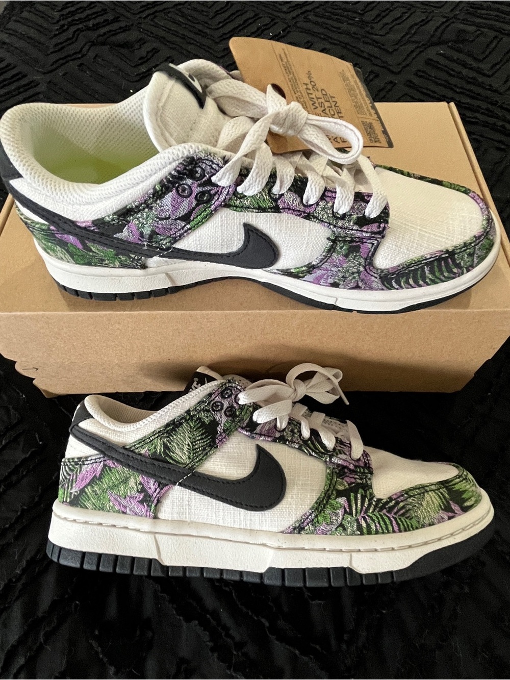Nike Dunk Low - Picture 4 of 11